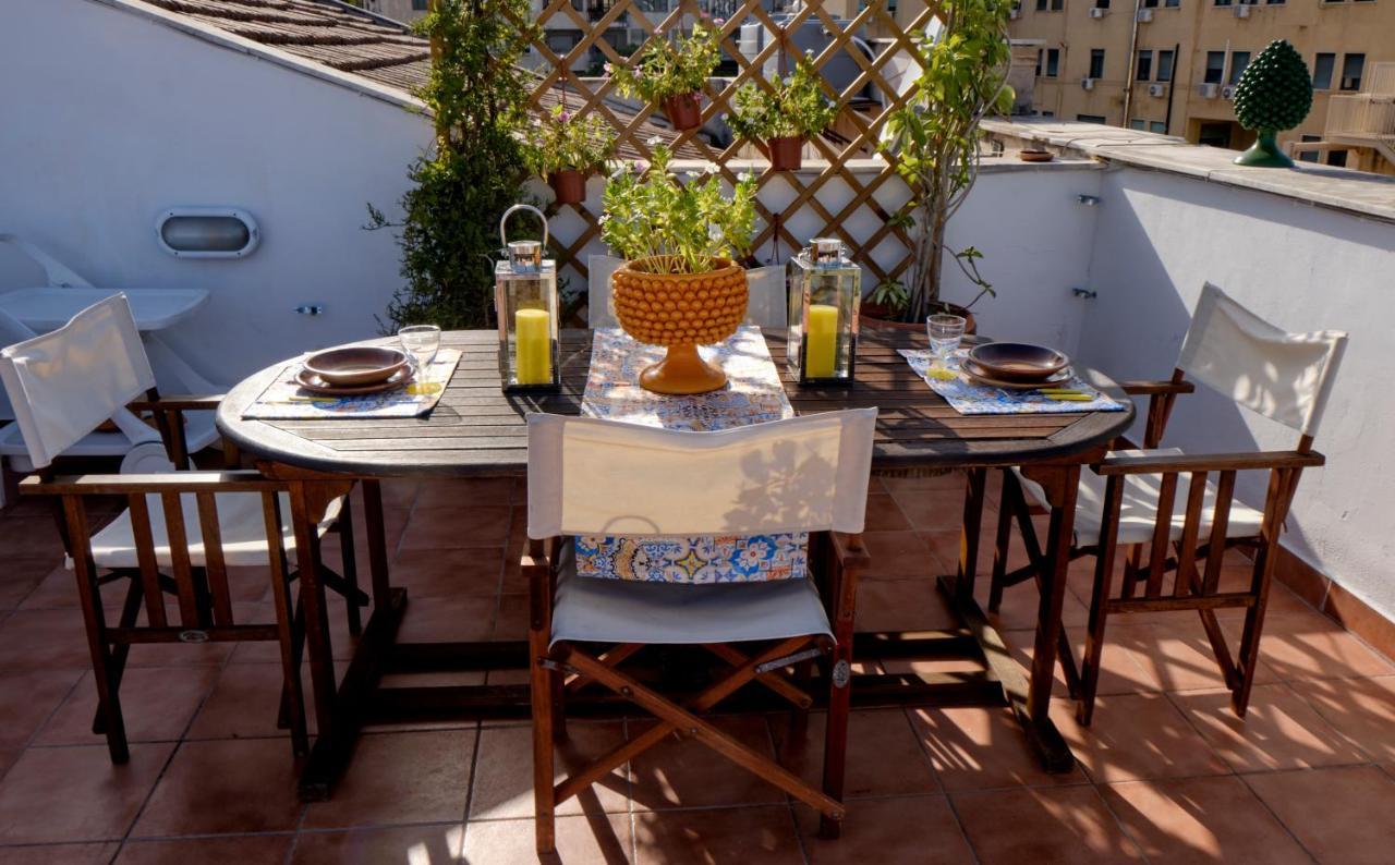 Ferienwohnung Attico Con Terrazza Sul Porto Palermo Exterior foto